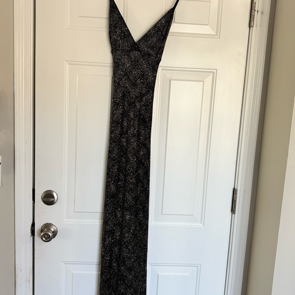 Elegant Black Maxi Dress